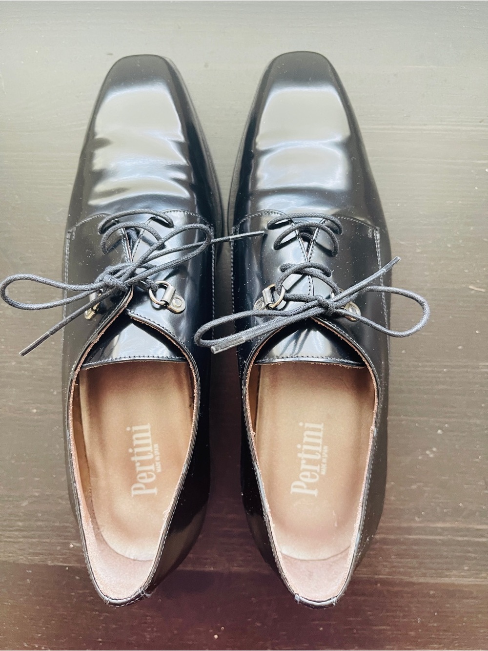 Pertini Black Patent Lace-Up Oxfords